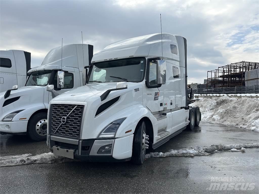 Volvo VNL760 Naudoti vilkikai