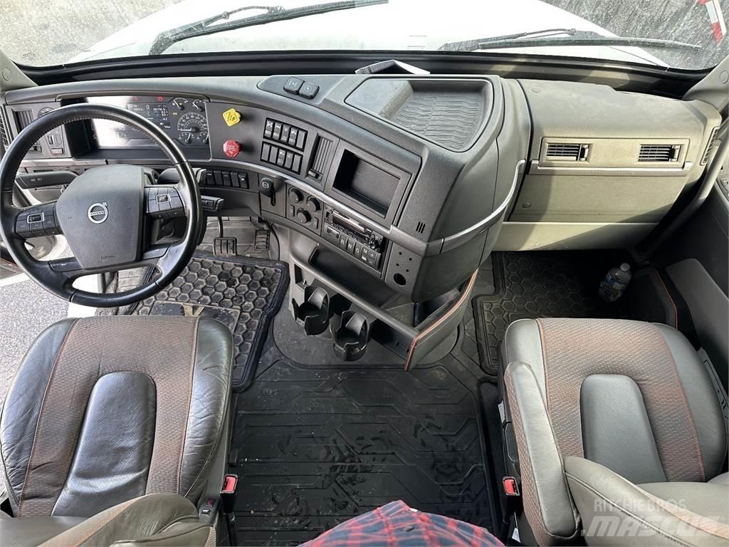 Volvo VNL760 Naudoti vilkikai
