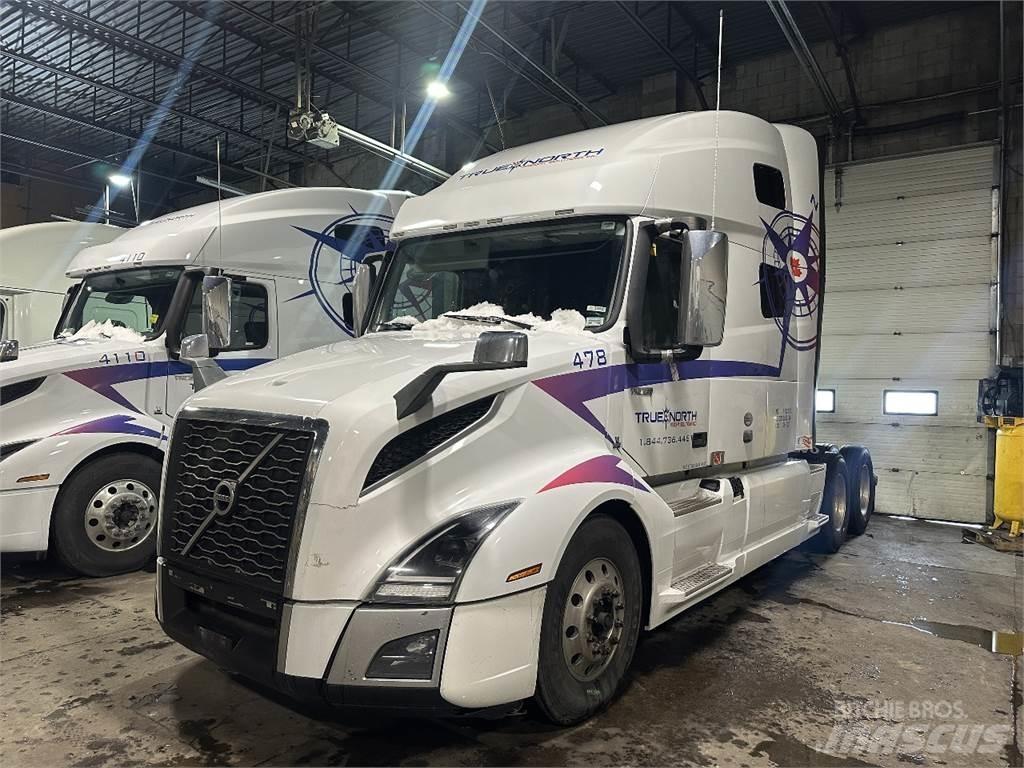 Volvo VNL760 Naudoti vilkikai