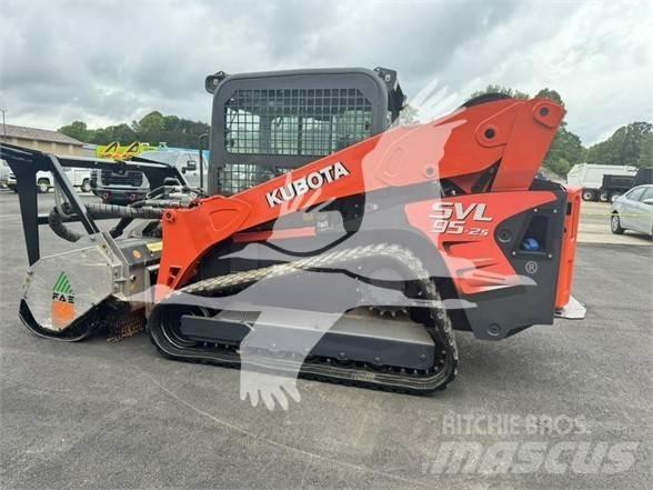 Kubota SVL95-2S Miško mulčeriai