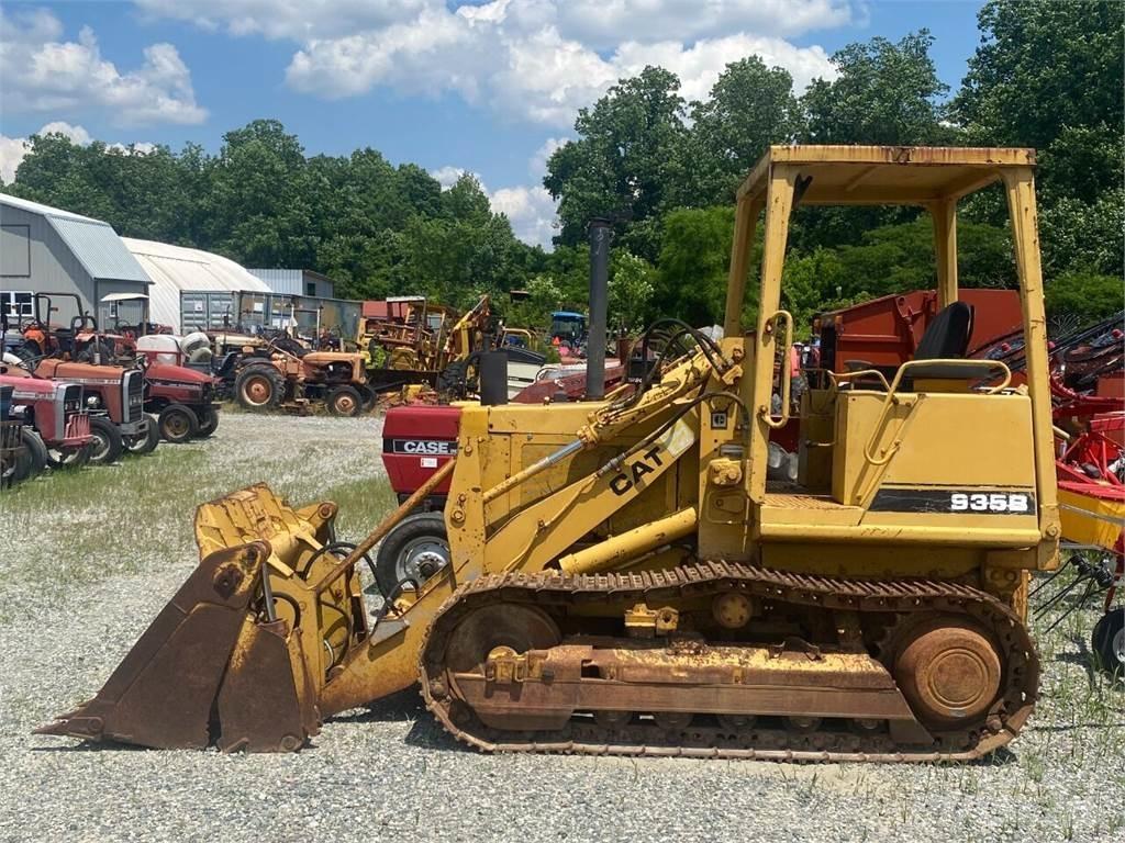 CAT 935B Statyba - Kita