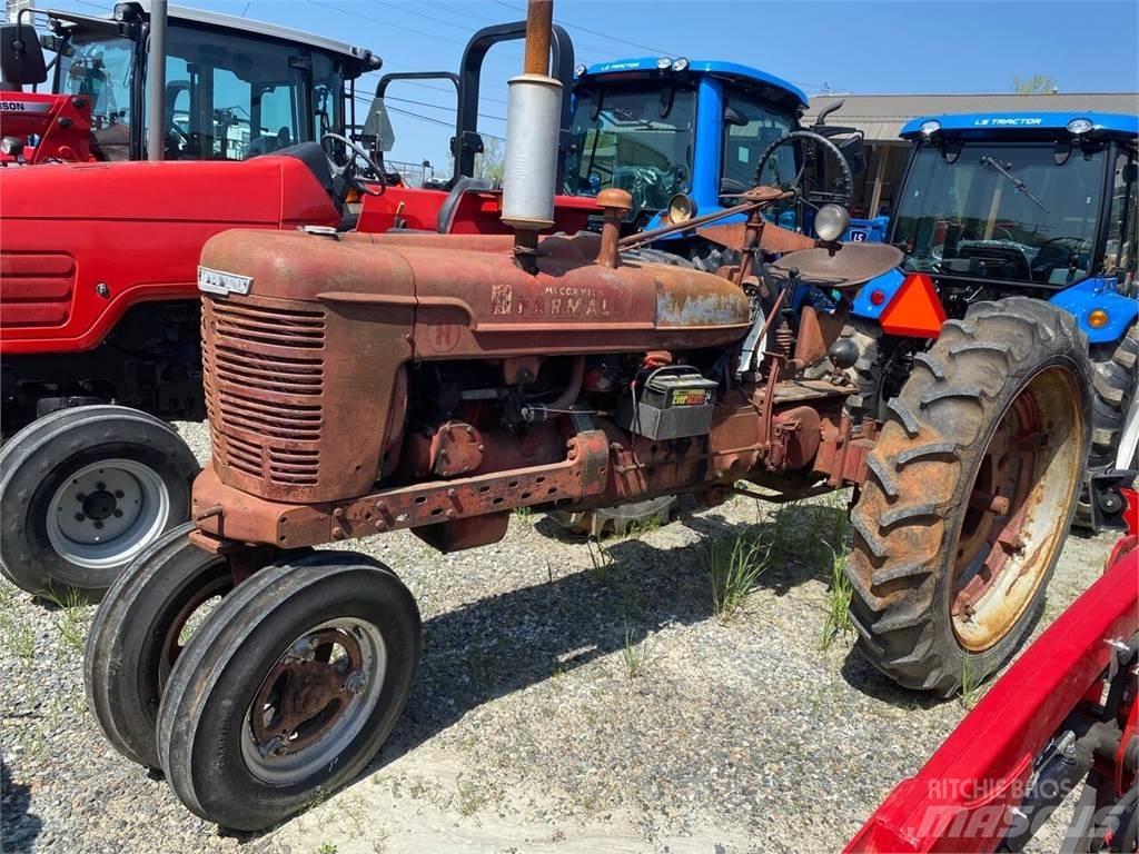 Farmall H Statyba - Kita