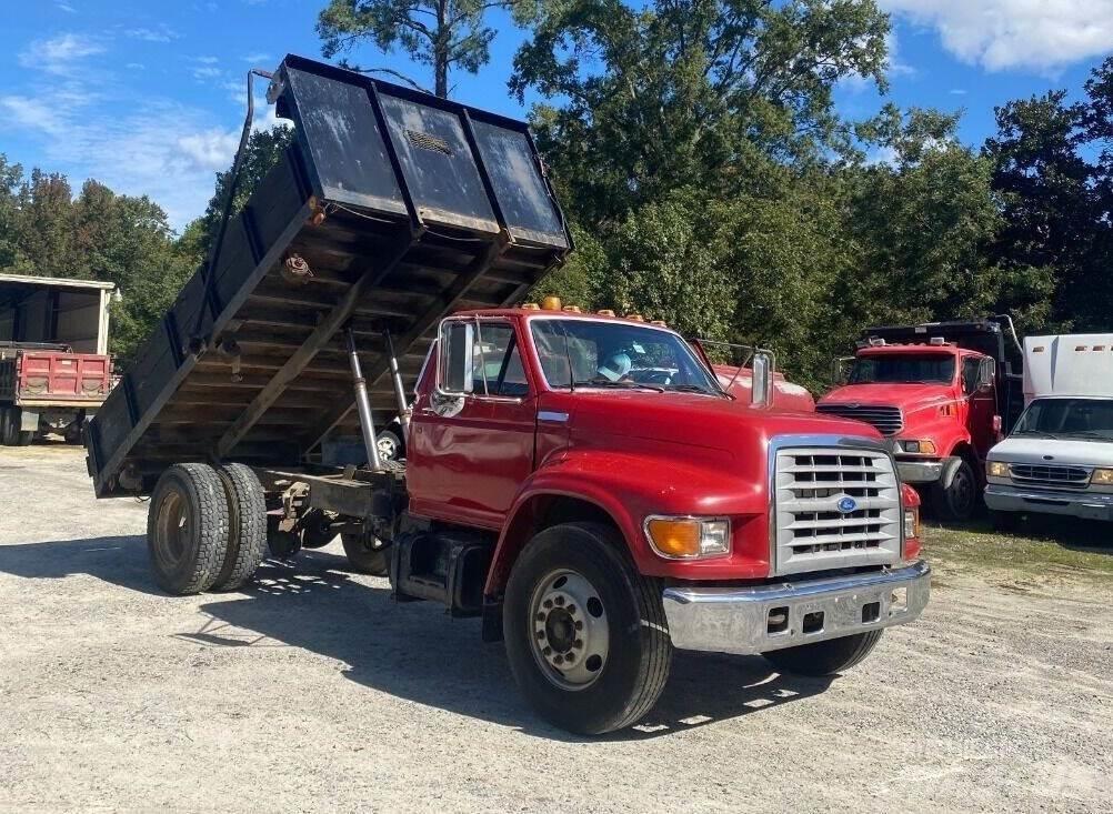 Ford F-700 Statyba - Kita