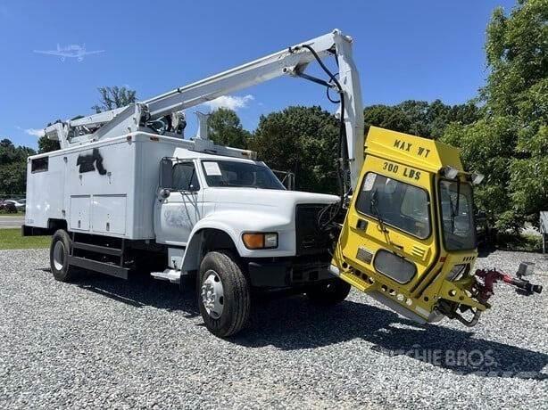 Ford F800 Statyba - Kita