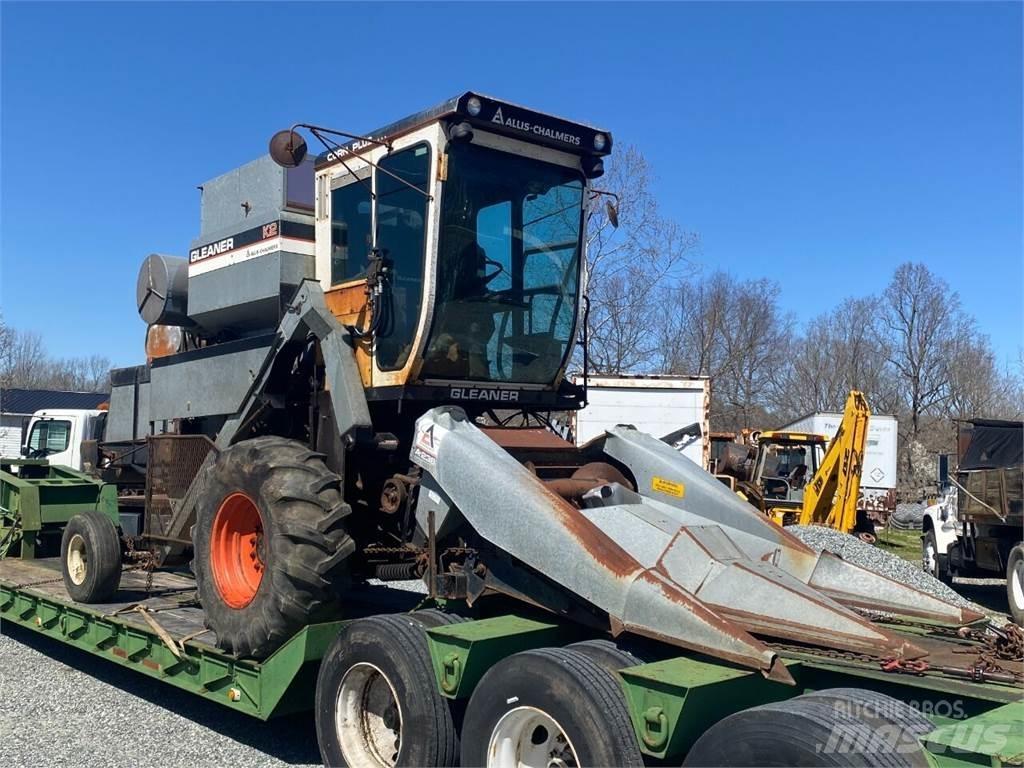Gleaner K2 Statyba - Kita
