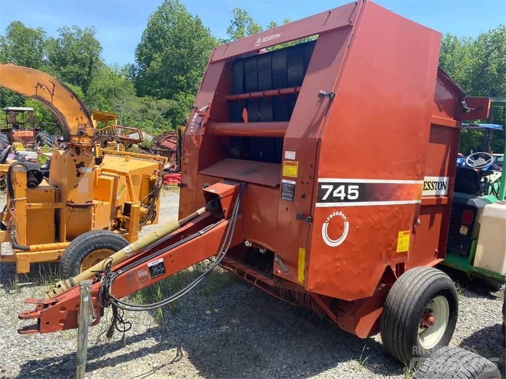 Hesston 745 Statyba - Kita