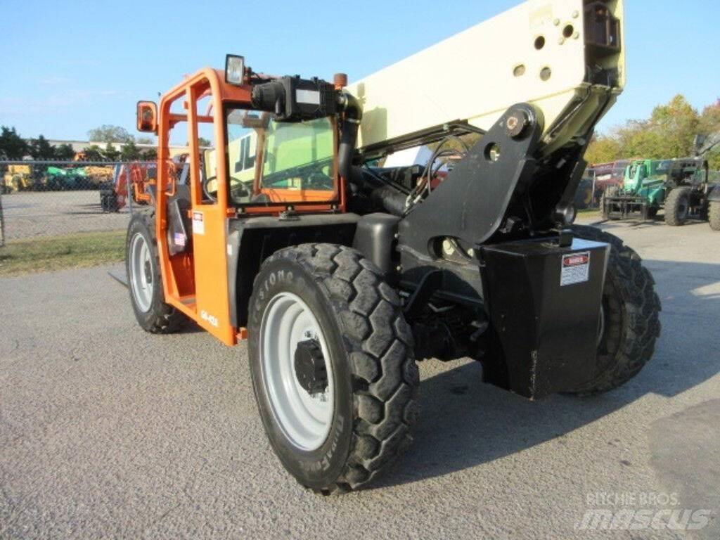 JLG G6-42A Statyba - Kita