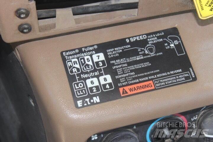 Mack CV513 Statyba - Kita