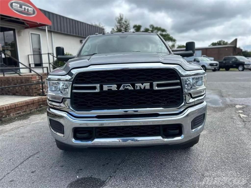 RAM 3500 Statyba - Kita
