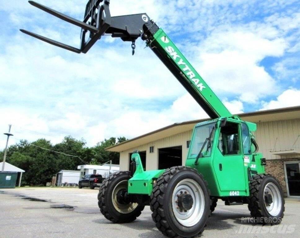 SkyTrak 6042 Statyba - Kita