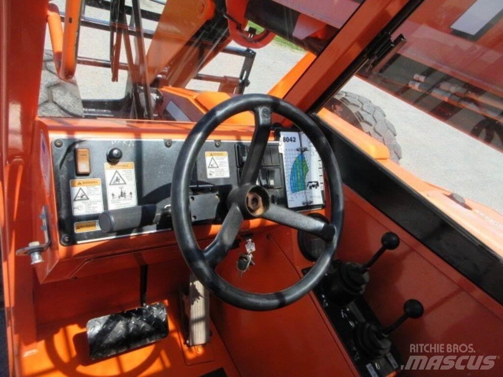 SkyTrak 8042 Statyba - Kita