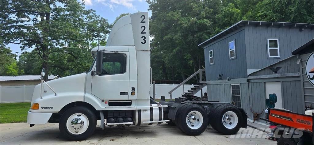 Volvo VNL Statyba - Kita