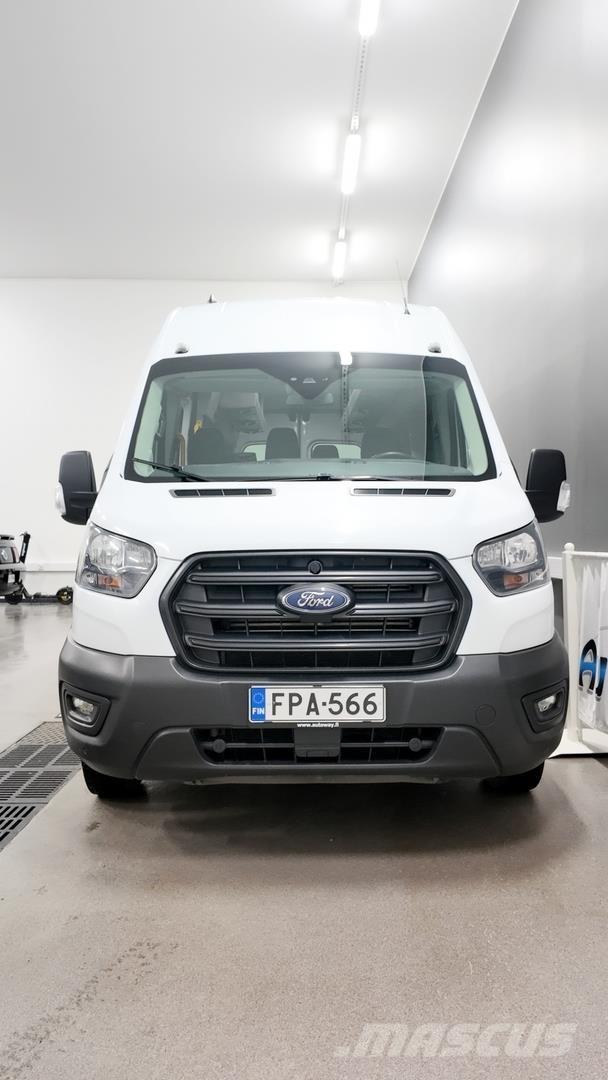 Ford Transit Kiti autobusai