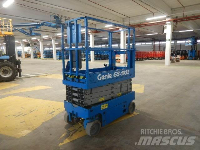 Genie GS1932 Žirkliniai keltuvai