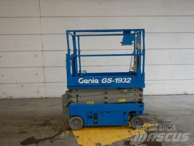 Genie GS1932 Žirkliniai keltuvai