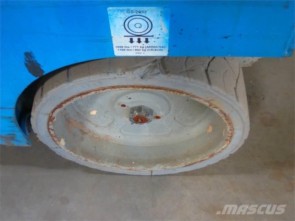 Genie GS2032 Žirkliniai keltuvai