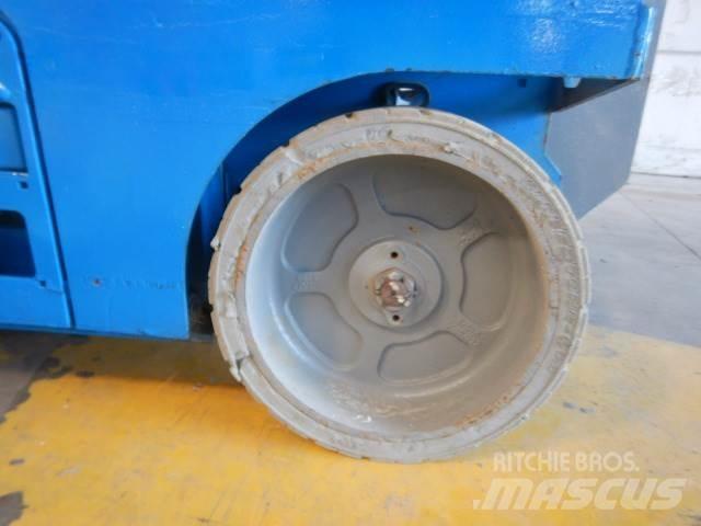 Genie GS2046 Žirkliniai keltuvai