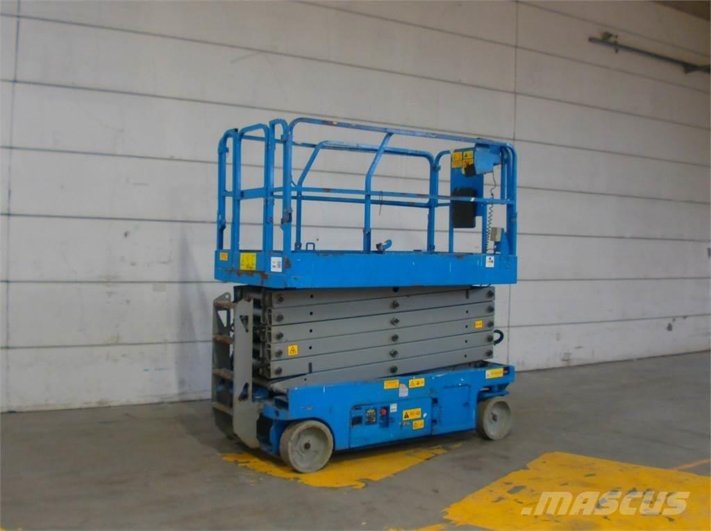 Genie GS4047 Žirkliniai keltuvai