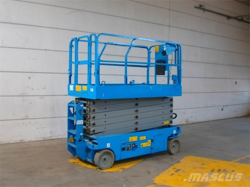 Genie GS4047 Žirkliniai keltuvai