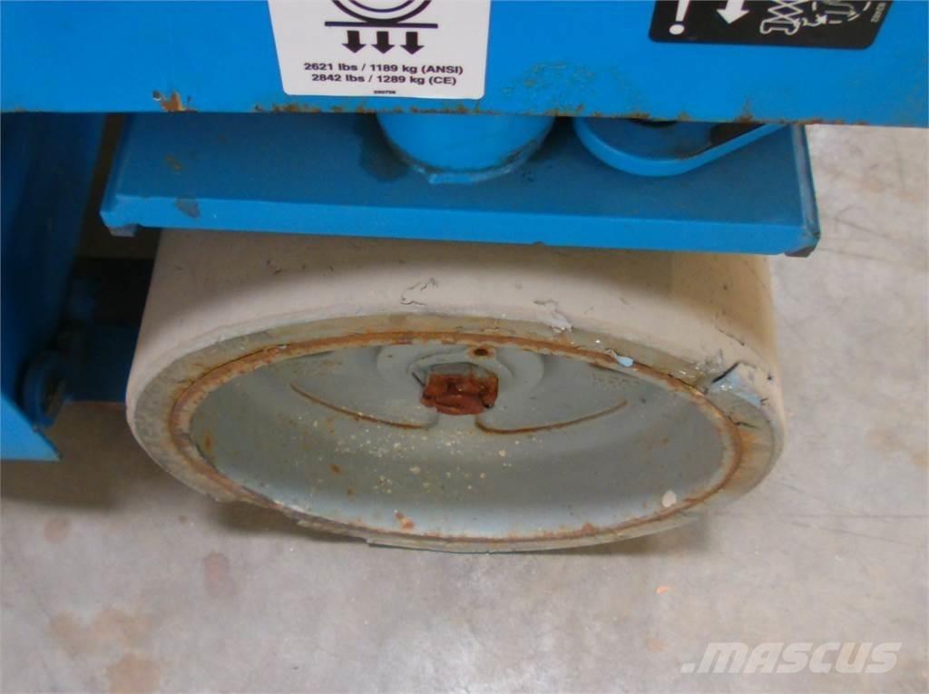 Genie GS4047 Žirkliniai keltuvai