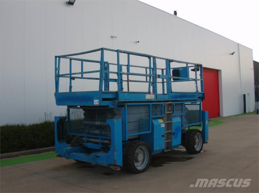 Genie GS4390RT Žirkliniai keltuvai