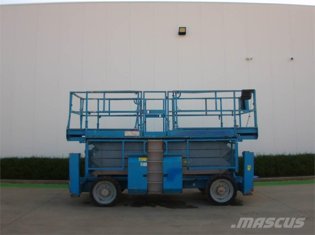 Genie GS4390RT Žirkliniai keltuvai