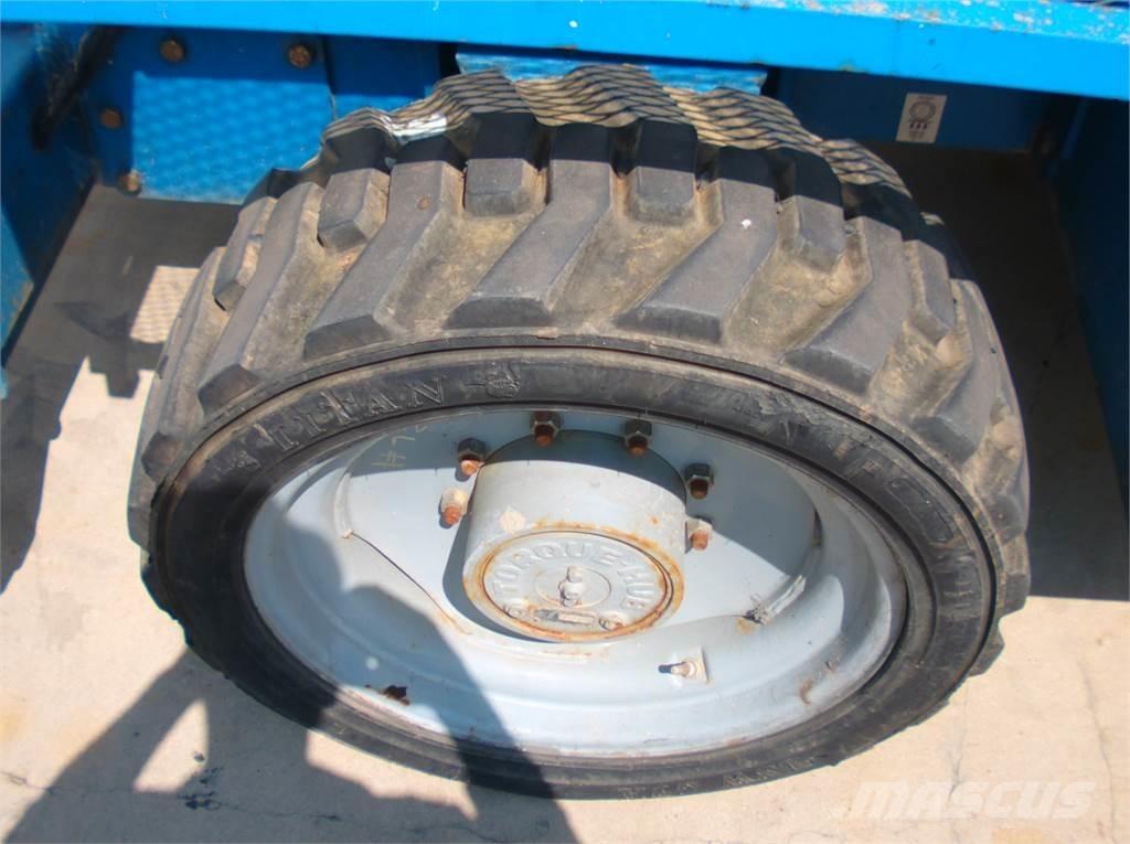 Genie GS5390RT Žirkliniai keltuvai