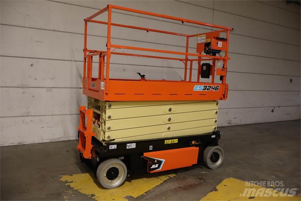 JLG 3246ES Žirkliniai keltuvai