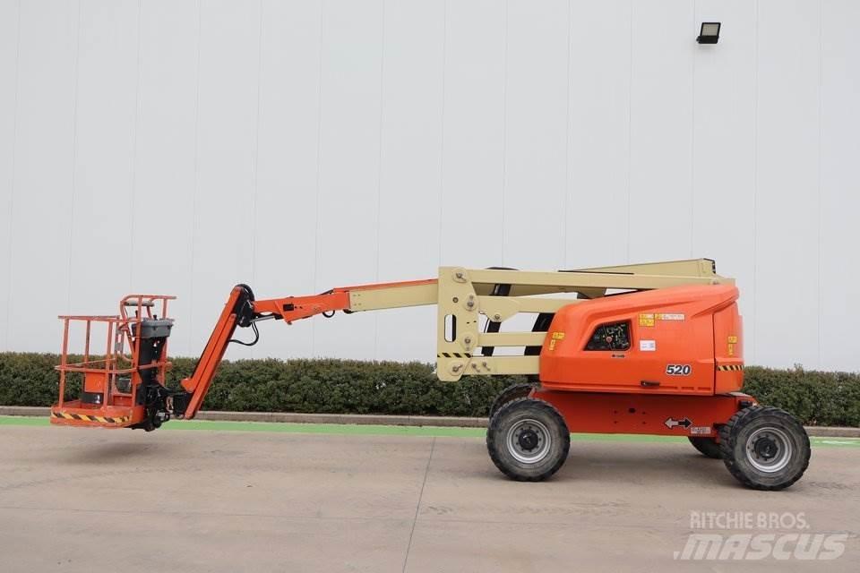 JLG 520AJ Alkūniniai keltuvai