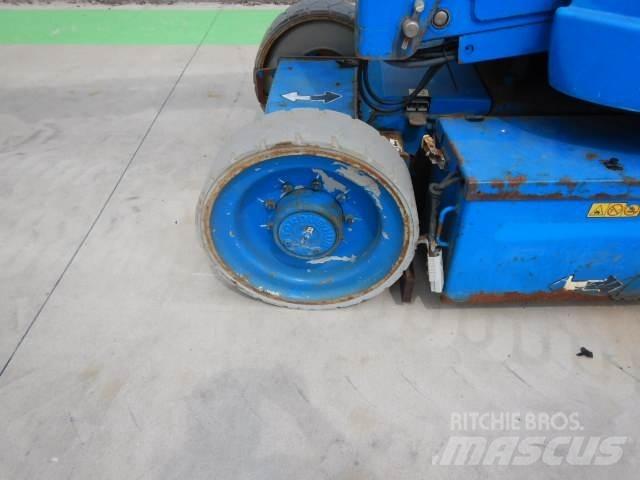 JLG E300AJP Alkūniniai keltuvai