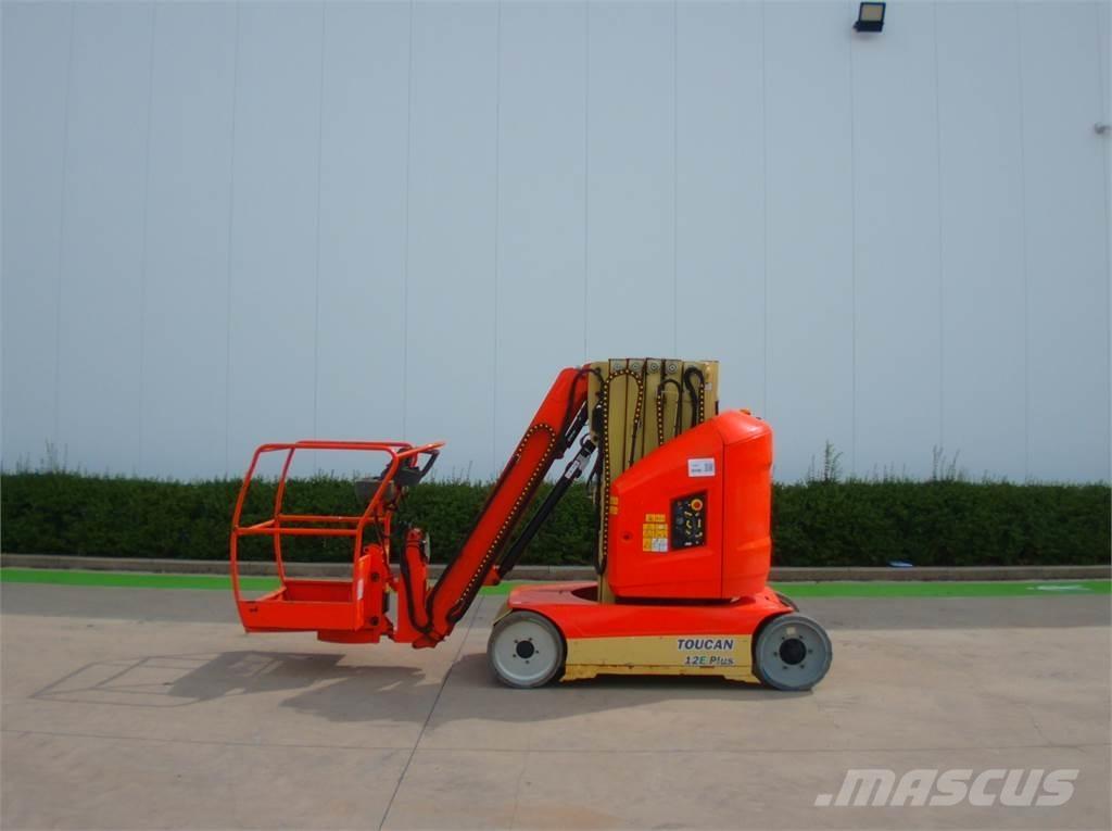 JLG Toucan 12E+ Vertikalūs stiebiniai keltuvai
