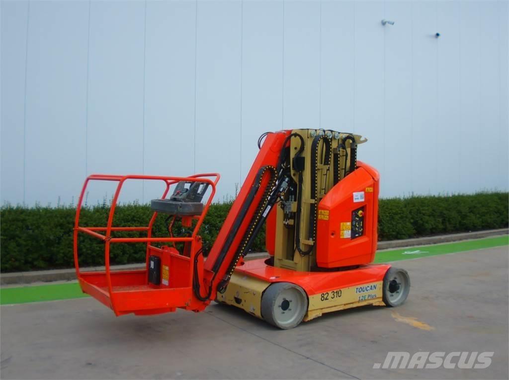 JLG Toucan 12E+ Vertikalūs stiebiniai keltuvai