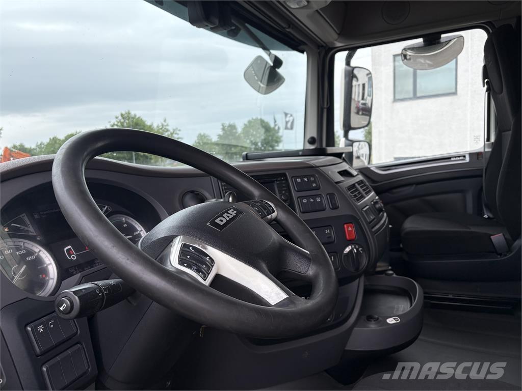 DAF XF 530 Naudoti vilkikai