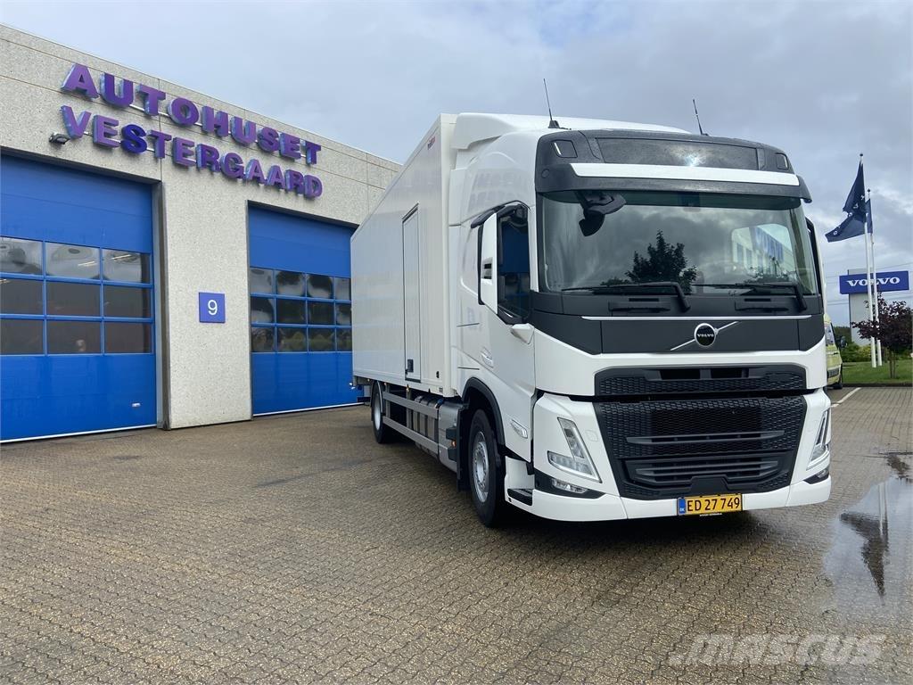 Volvo FM 330 4X2 Kita
