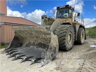 CAT 990 II Naudoti ratiniai krautuvai