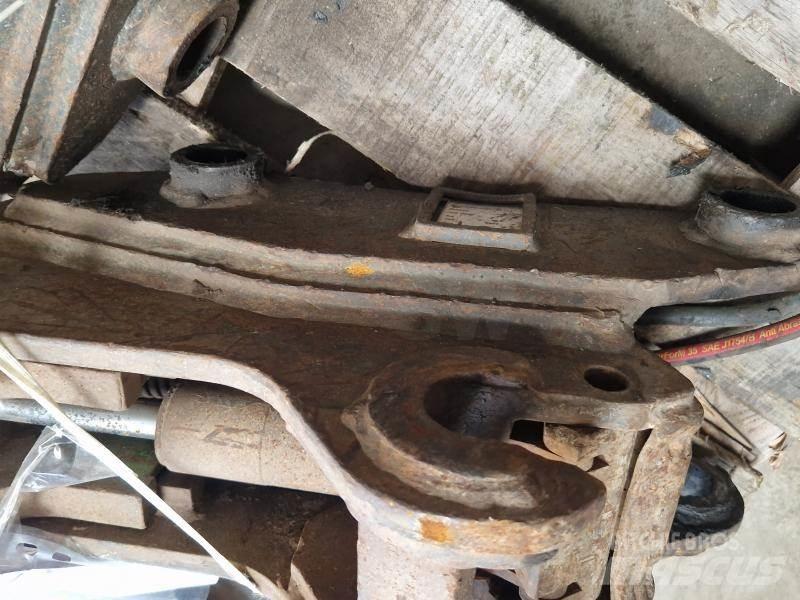 Geith JCB3CX Greito sujungimo jungtys