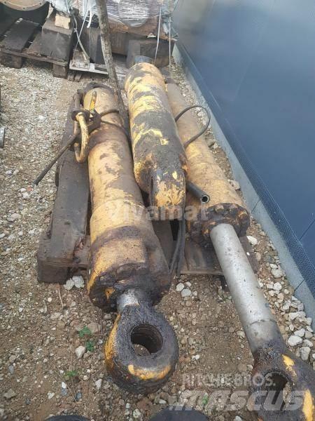 Liebherr A914 Kiti naudoti statybos komponentai