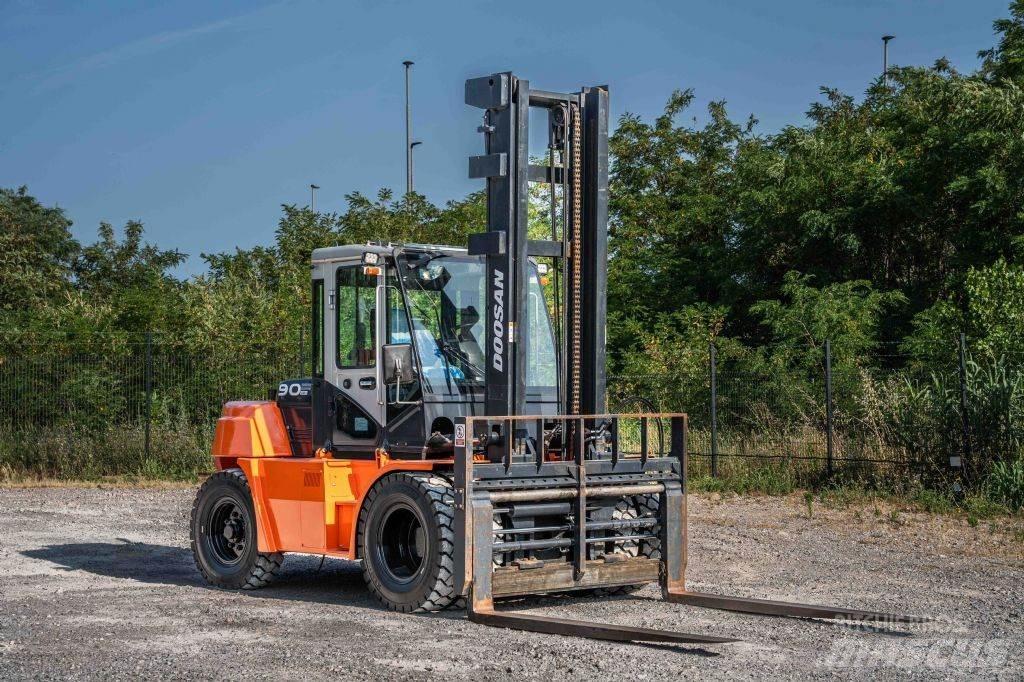 Doosan D 90-S-7 Dyzeliniai krautuvai