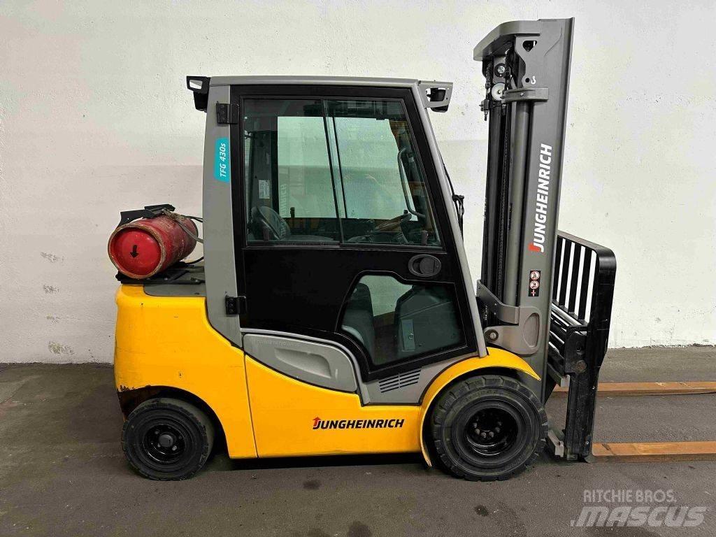 Jungheinrich TFG 430s LPG (dujiniai) krautuvai