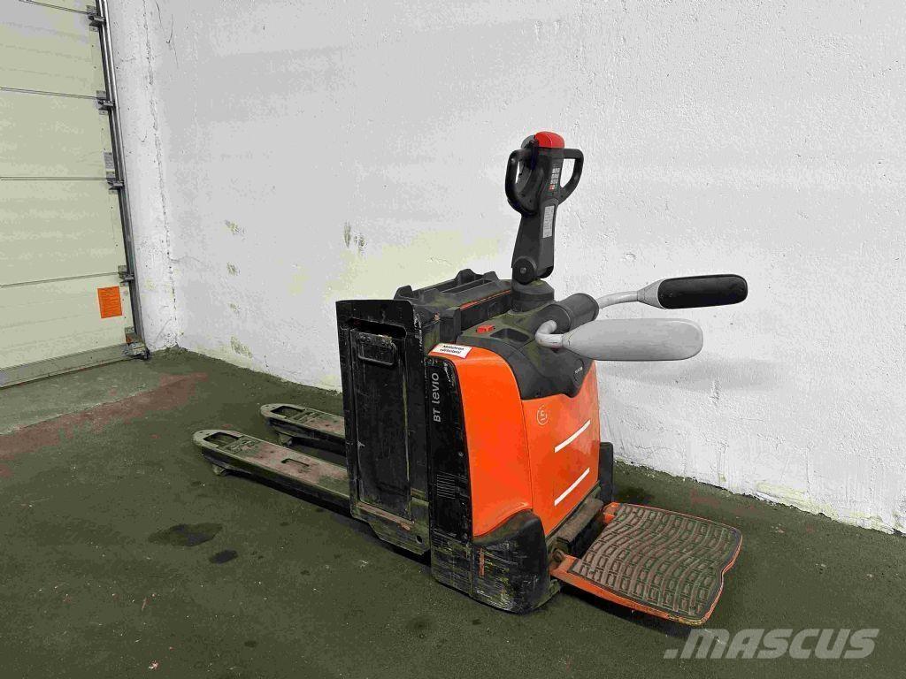 Toyota LPE 200 Mažų aukščių keltuvai