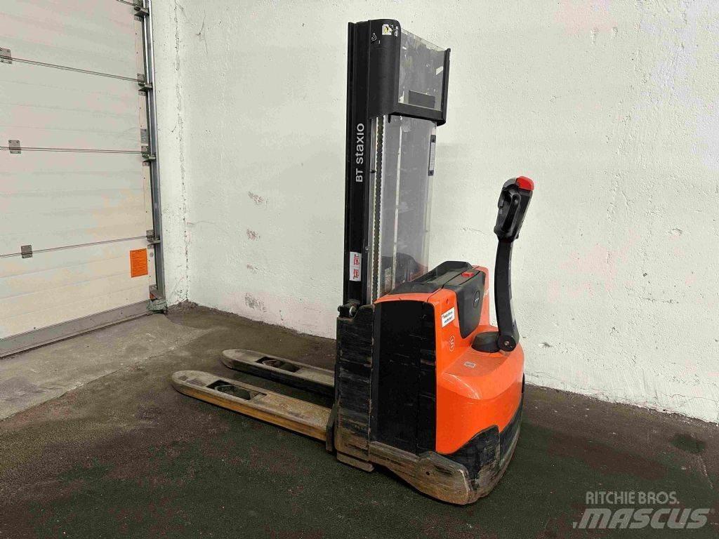 Toyota SWE 120 Rankiniai vėžimėliai