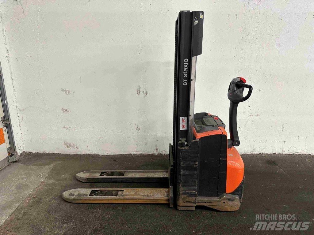 Toyota SWE 120 Rankiniai vėžimėliai