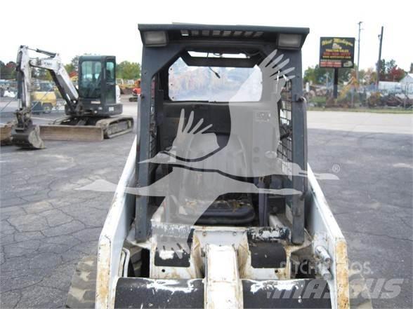 Bobcat 751 Krautuvai su šoniniu pasukimu