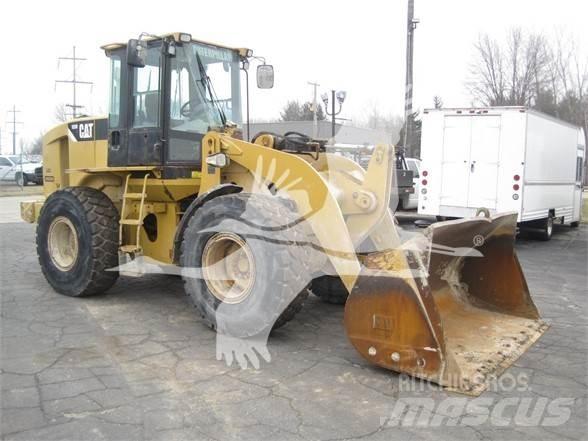 CAT 928H Naudoti ratiniai krautuvai