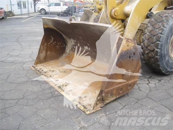 CAT 928H Naudoti ratiniai krautuvai
