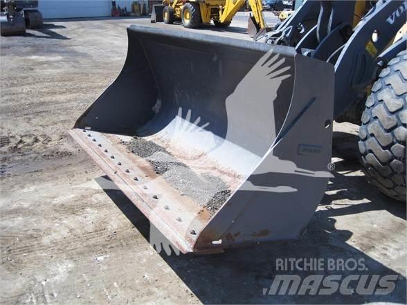 Volvo L50G Naudoti ratiniai krautuvai