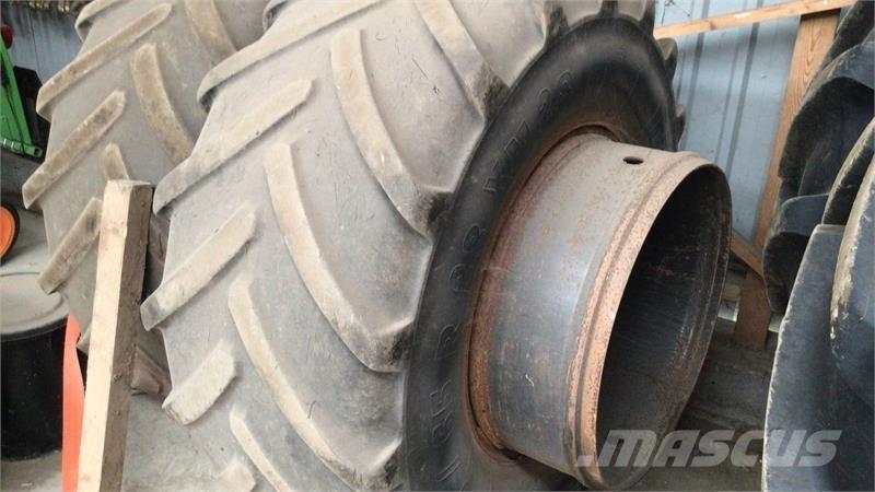  - - - Padangos, ratai ir ratlankiai