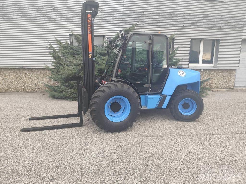 Ausa C 351 Hx4 Visureigiai krautuvai