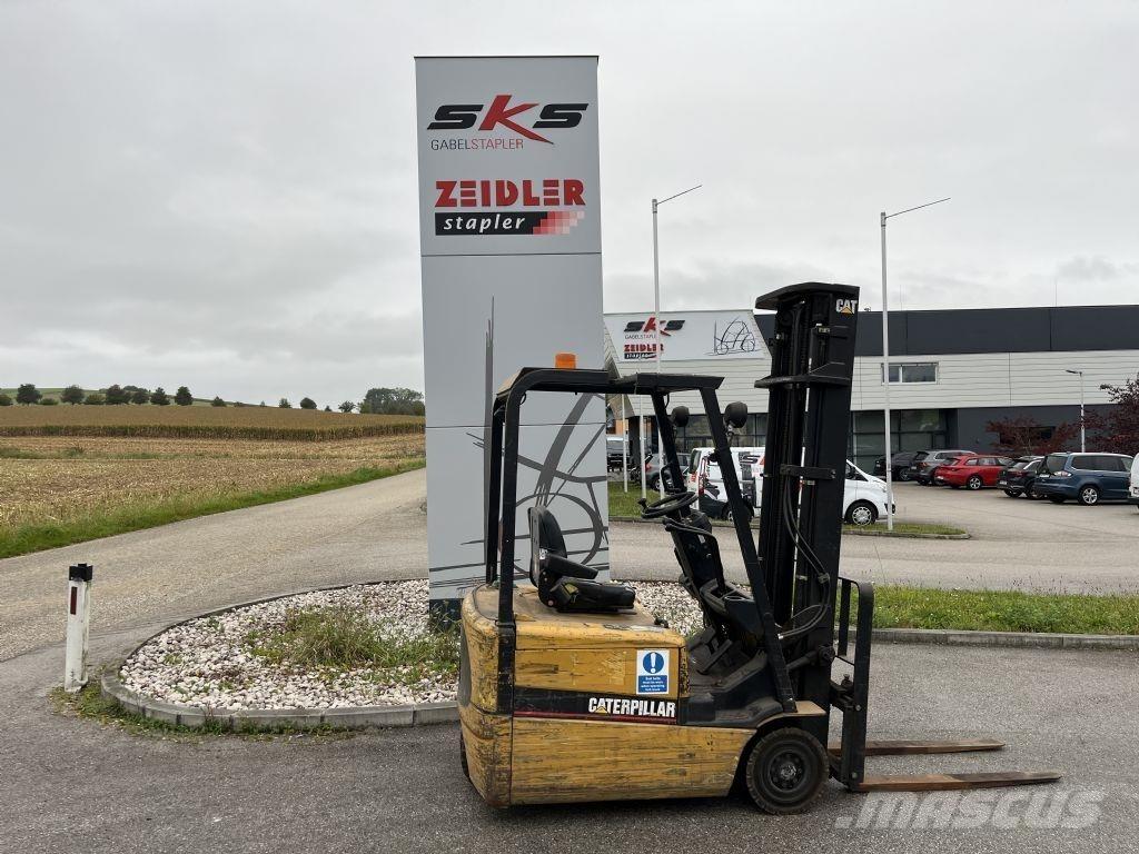 CAT EP16KT Elektriniai šakiniai krautuvai