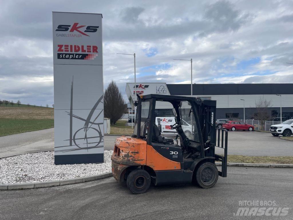 Doosan D30S-5 Dyzeliniai krautuvai